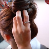 How to tie a natural-looking bun!!