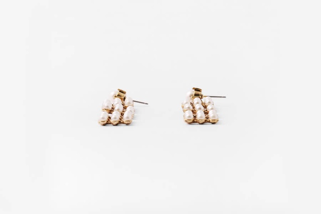 Brand: Judy & Paul - Square Pearl (41524)