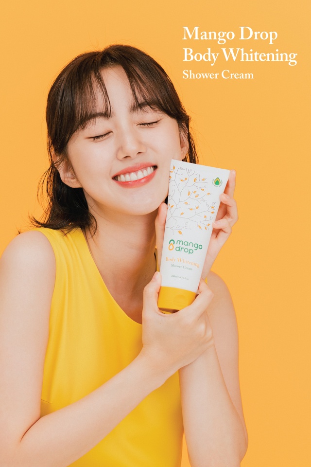 Brand: Mangodrop - Body Whitening Shower Cream (Niacinamide)(EXP.2023.07.21)